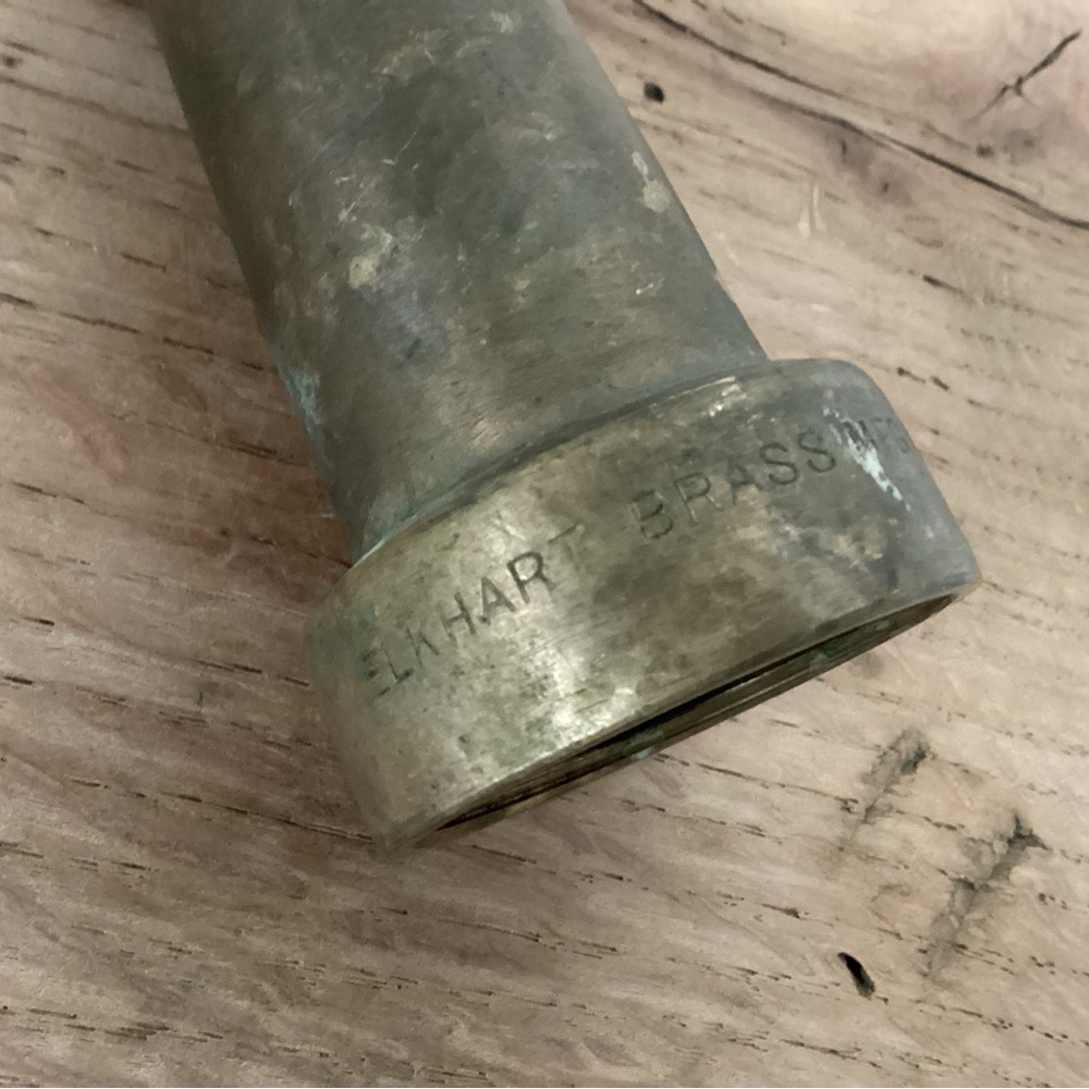 🟡 Vintage Elkhart Brass Mtg Co. Fireman’s Hose Nozzle - 10” Solid Brass w/seal - Picture 4 of 13